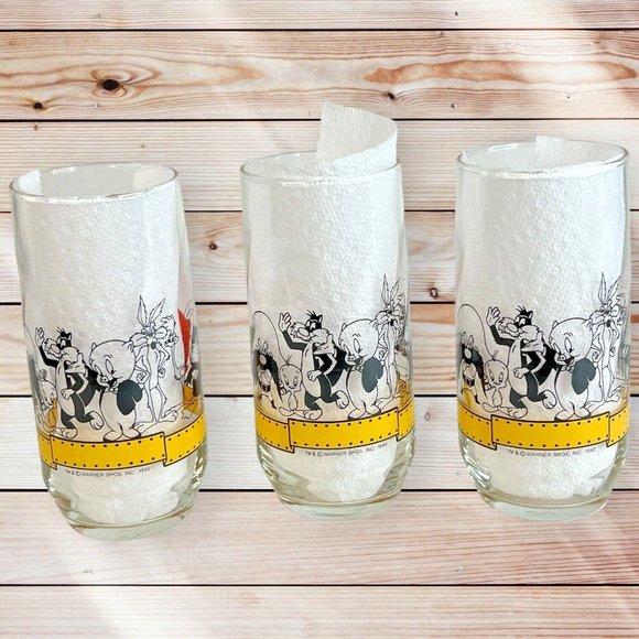 3 Happy Birthday Bugs 50th Birthday Commemorative Glass 14 OZ 1990 Bugs Bunny - Picture 3 of 8